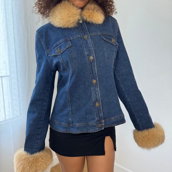 Vintage Italian Denim Jacket with Faux-Fur Collar & Cuffs (S) - Picture 10 of 12